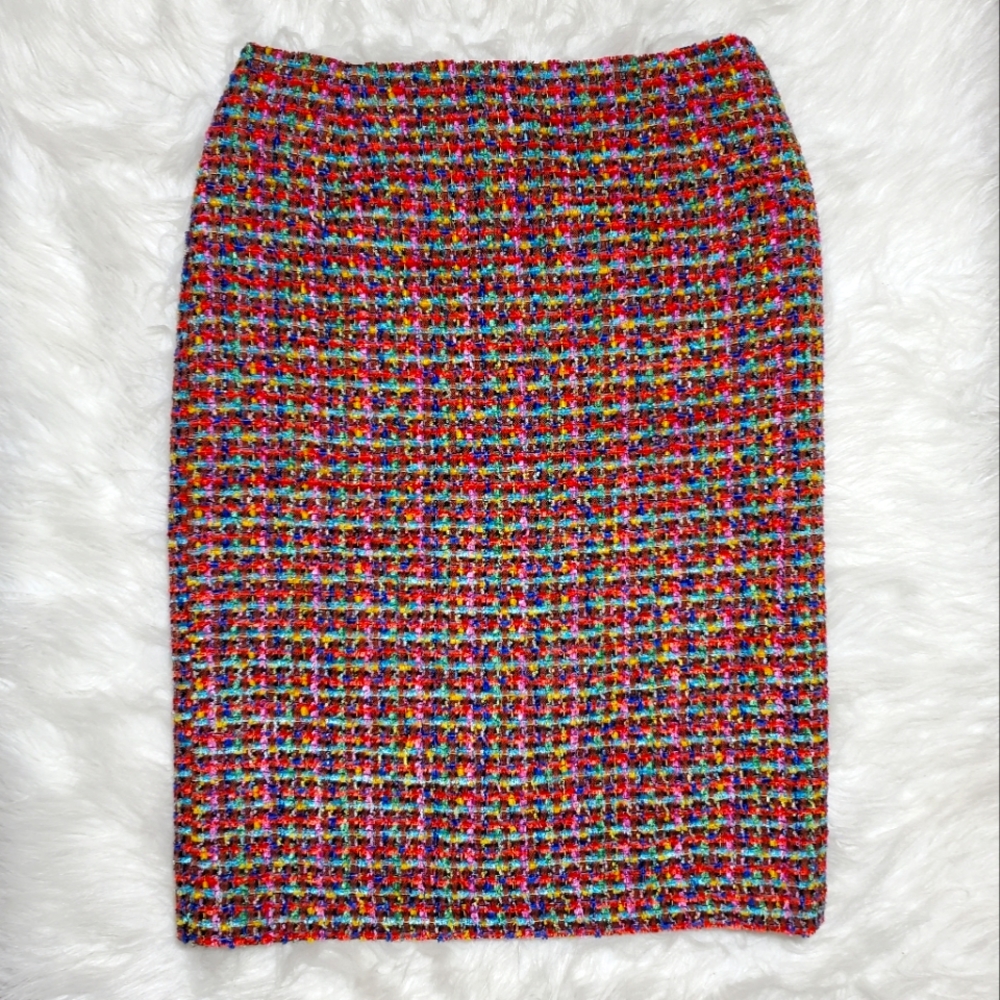 🌈 Escada tweed boucle wool pencil skirt